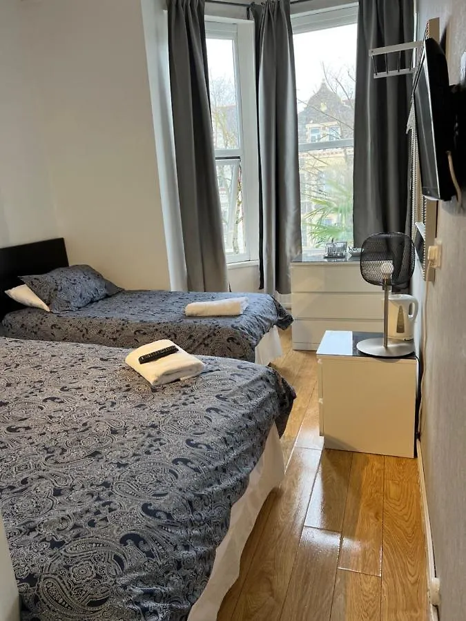 Parklane Guest House Cardiff