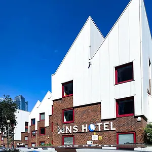 Wns 3*, Londres Royaume-Uni