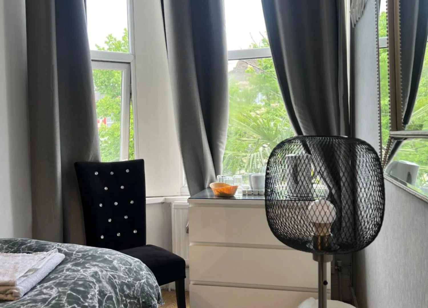 parklane guest house Cardiff
